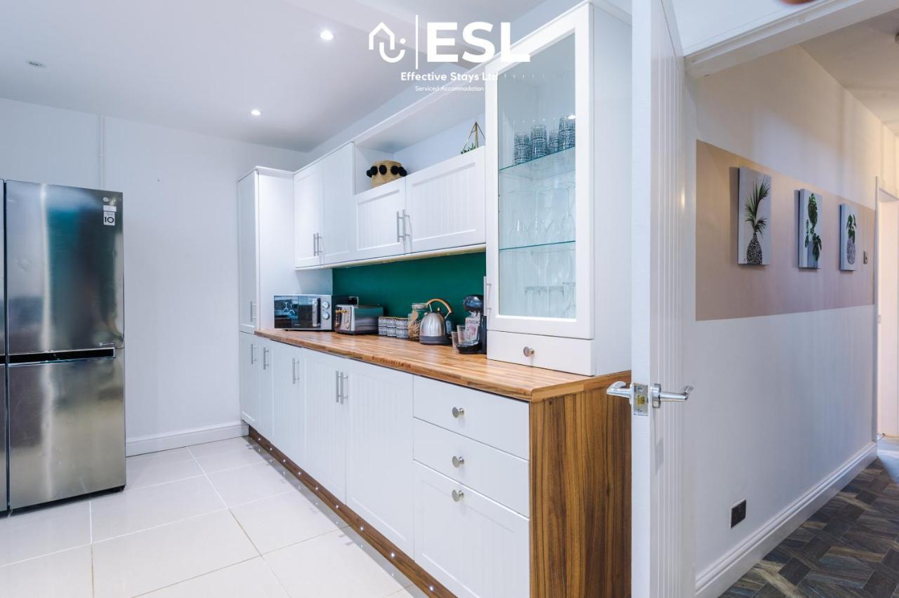 Open Plan - 3 Bedroom House - Garden And Outdoor Seating - Driveway Parking - Short Drive To City Centre Saughall Luaran gambar