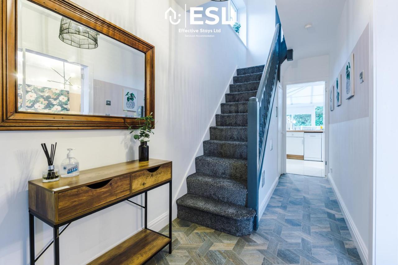 Open Plan - 3 Bedroom House - Garden And Outdoor Seating - Driveway Parking - Short Drive To City Centre Saughall Luaran gambar