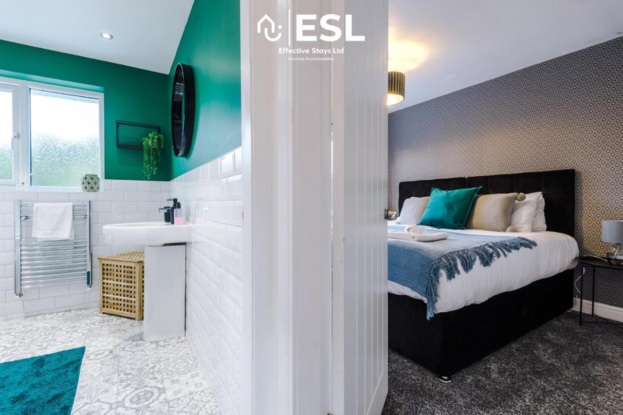 Open Plan - 3 Bedroom House - Garden And Outdoor Seating - Driveway Parking - Short Drive To City Centre Saughall Luaran gambar